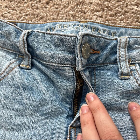 American Eagle Distressed Jegging Jeans - Picture 7 of 15